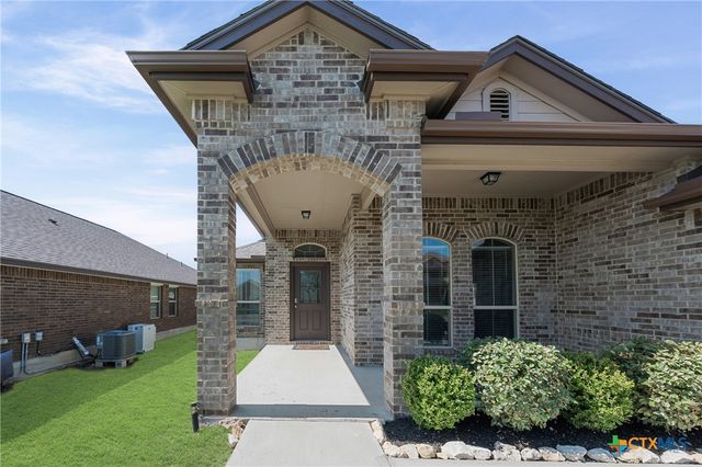 8807 Hidden Oaks Drive, Temple, TX 76502