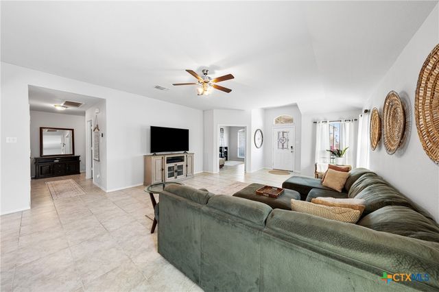 8807 Hidden Oaks Drive, Temple, TX 76502