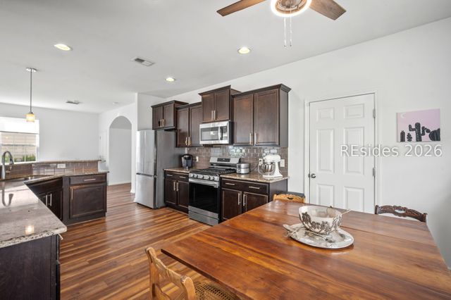 12 Congaree Way, Beaufort, SC 29902