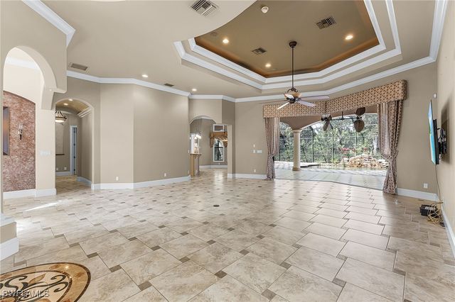 1733 supreme CT, Naples, FL 34110