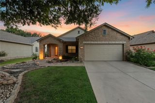 700 Texas DR, Georgetown, TX 78633