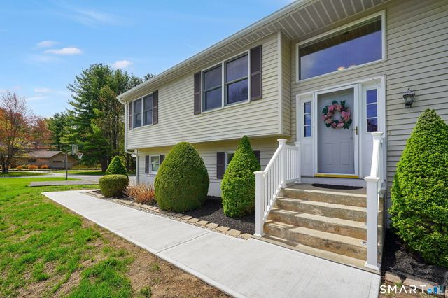 1420 River Blvd Extension, Suffield, CT 06078