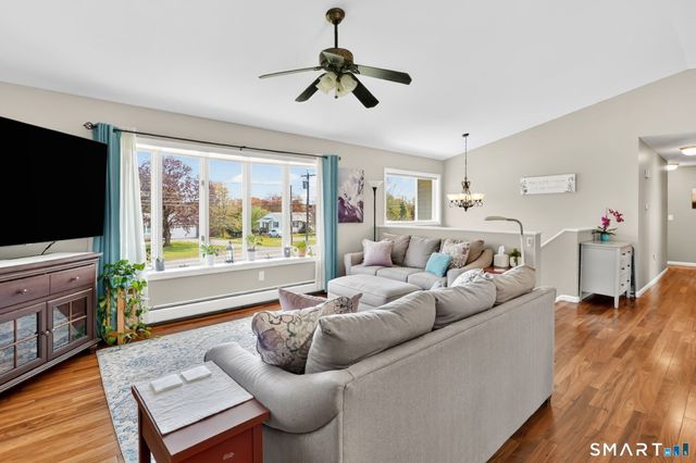 1420 River Blvd Extension, Suffield, CT 06078