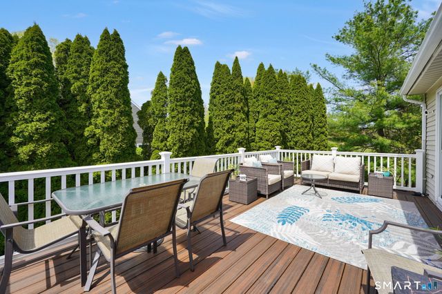 1420 River Blvd Extension, Suffield, CT 06078