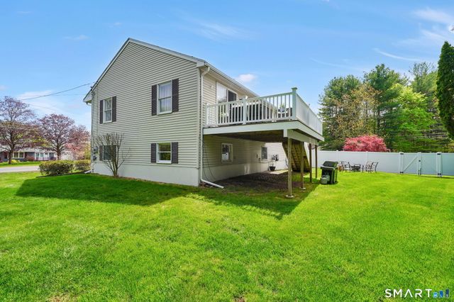 1420 River Blvd Extension, Suffield, CT 06078