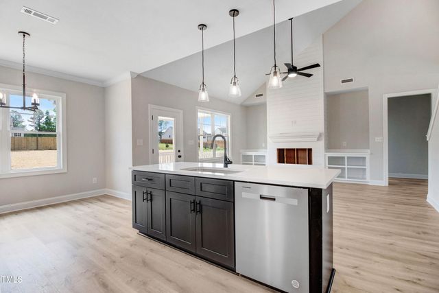 221 Cherrybirch Lane, Zebulon, NC 27597