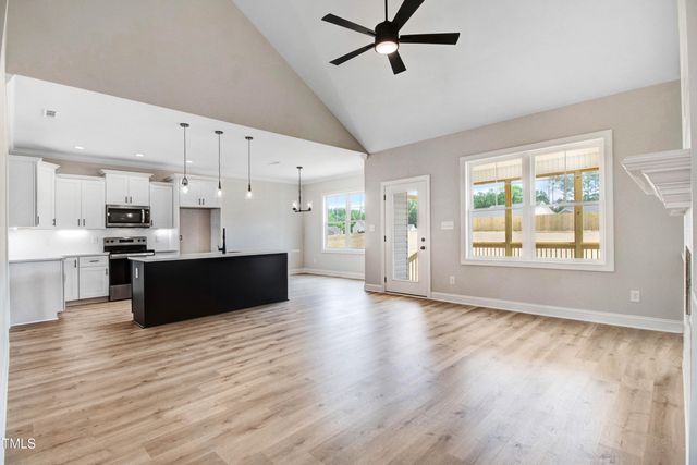 221 Cherrybirch Lane, Zebulon, NC 27597