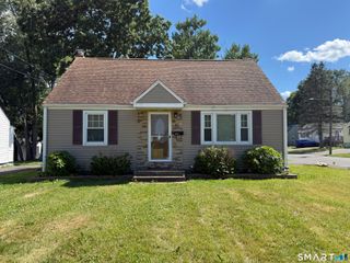 82 Carver Street, New Britain, CT 06053