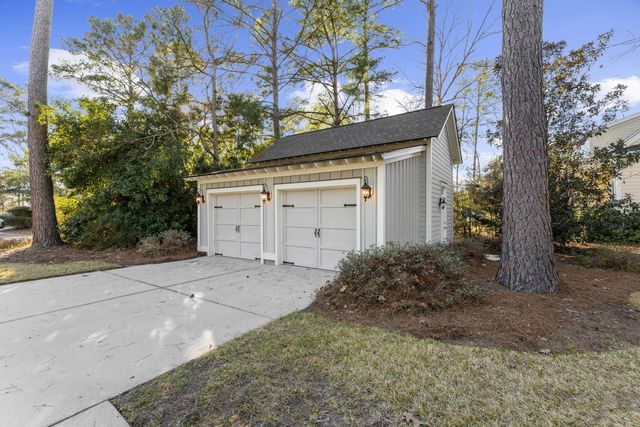 4104 Ten Shillings Way, Ravenel, SC 29470