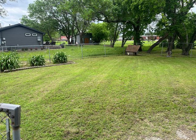 403 E Broad Street, Forney, TX 75126