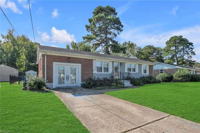 1103 Warfield DR, Portsmouth, VA 23701