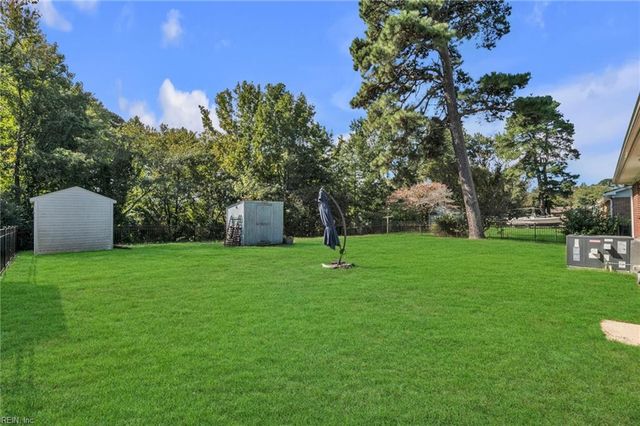 1103 Warfield DR, Portsmouth, VA 23701