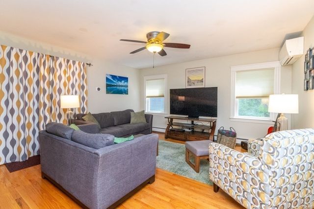 79 Redlands Road, Boston, MA 02132