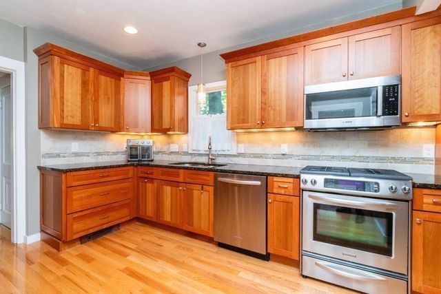 79 Redlands Road, Boston, MA 02132