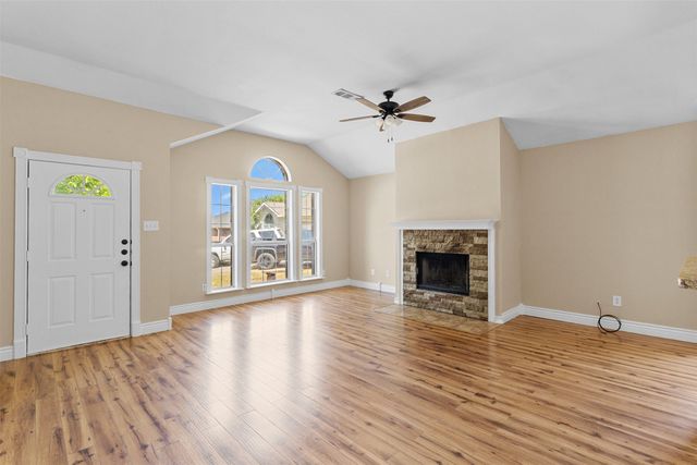 1422 Misty Meadow Drive, Midlothian, TX 76065