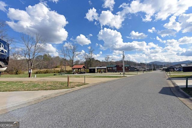 221 Golden Nugget, Blairsville, GA 30512
