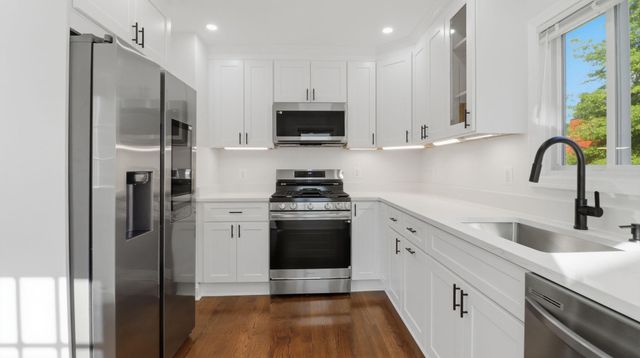 5633 JAMESTOWN RD, Hyattsville, MD 20782