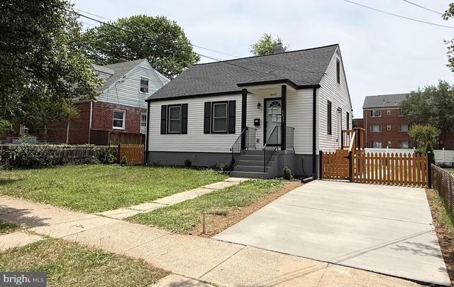 5633 JAMESTOWN RD, Hyattsville, MD 20782