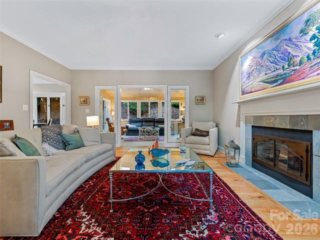 105 Galloway Drive, Asheville, NC 28803