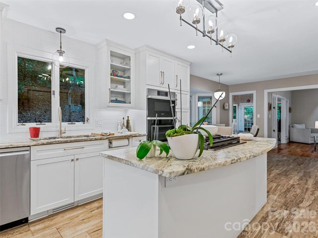 105 Galloway Drive, Asheville, NC 28803