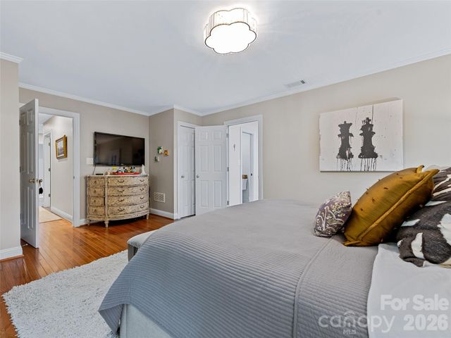 105 Galloway Drive, Asheville, NC 28803