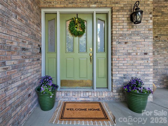 105 Galloway Drive, Asheville, NC 28803