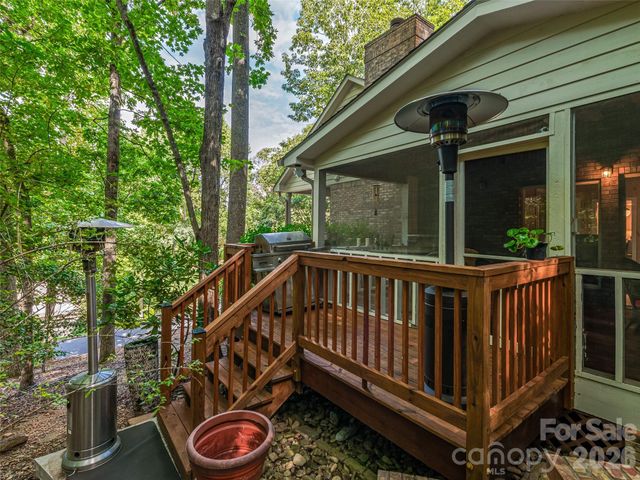 105 Galloway Drive, Asheville, NC 28803