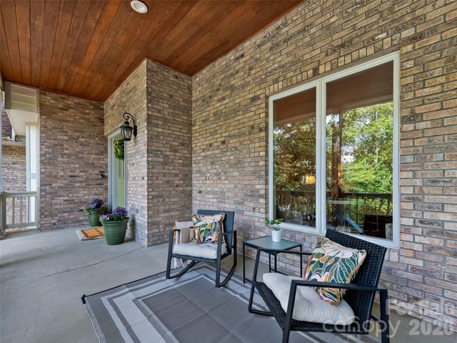 105 Galloway Drive, Asheville, NC 28803