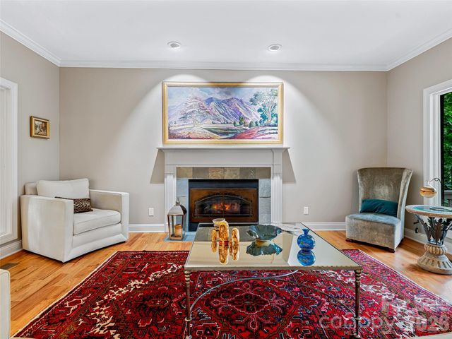 105 Galloway Drive, Asheville, NC 28803