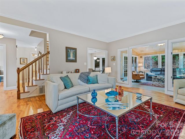 105 Galloway Drive, Asheville, NC 28803