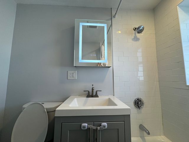 61 Colborne Rd 2, Boston, MA 02135