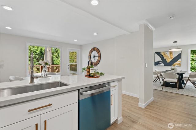 231 145th Place SE, Bellevue, WA 98007