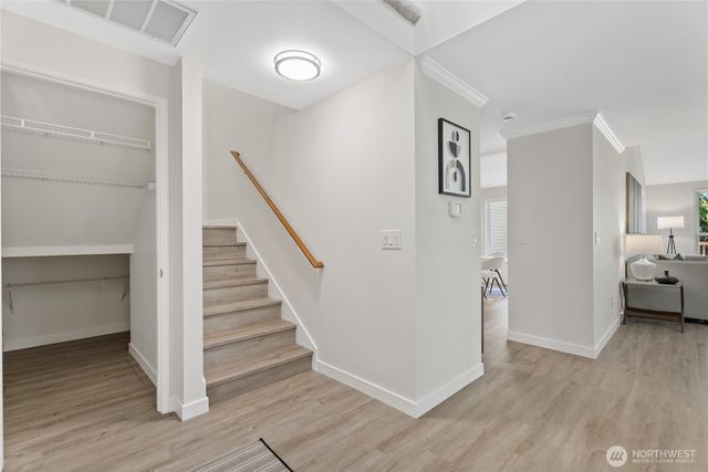 231 145th Place SE, Bellevue, WA 98007