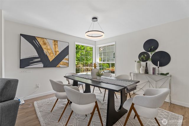 231 145th Place SE, Bellevue, WA 98007