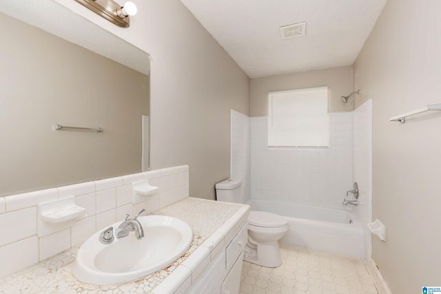 5409 VALLEYVIEW TRAIL, Adamsville, AL 35005