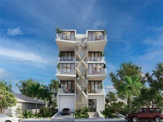 756 84th St C, Miami Beach, FL 33141