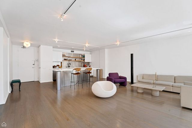 900 N LAKE SHORE Drive 310, Chicago, IL 60611