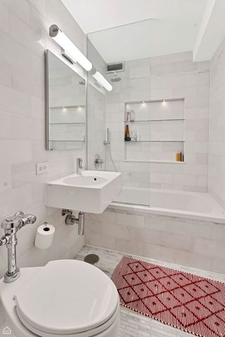 900 N LAKE SHORE Drive 310, Chicago, IL 60611