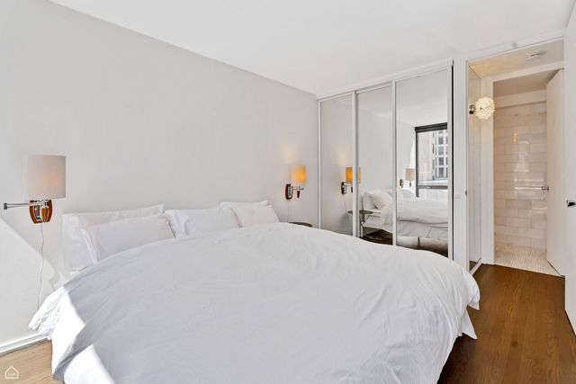 900 N LAKE SHORE Drive 310, Chicago, IL 60611