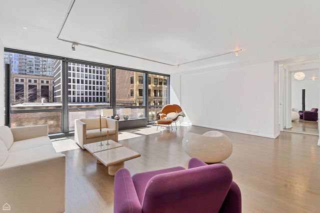 900 N LAKE SHORE Drive 310, Chicago, IL 60611