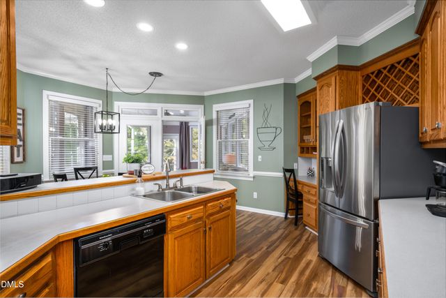 7508 Hazelhurst Circle, Apex, NC 27502