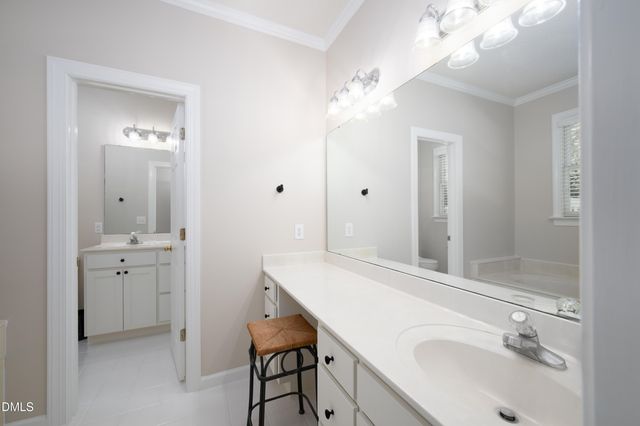 7508 Hazelhurst Circle, Apex, NC 27502