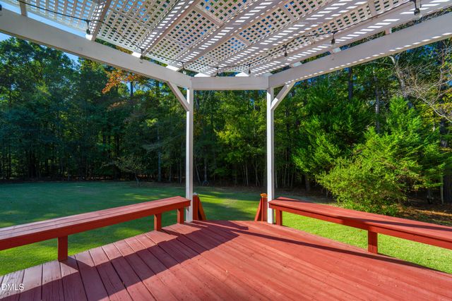 7508 Hazelhurst Circle, Apex, NC 27502