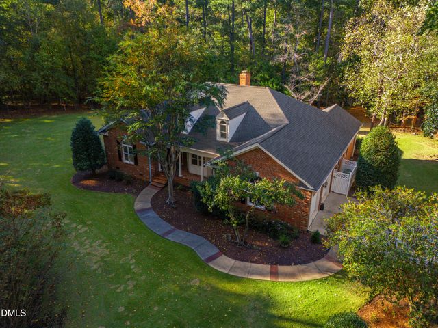 7508 Hazelhurst Circle, Apex, NC 27502