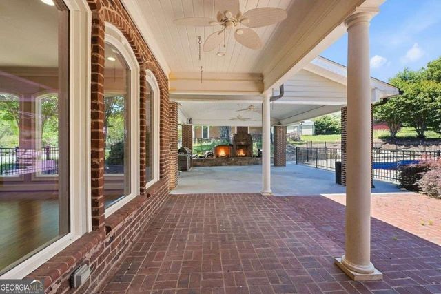 111 Brown Loop SPUR NW, Cartersville, GA 30121