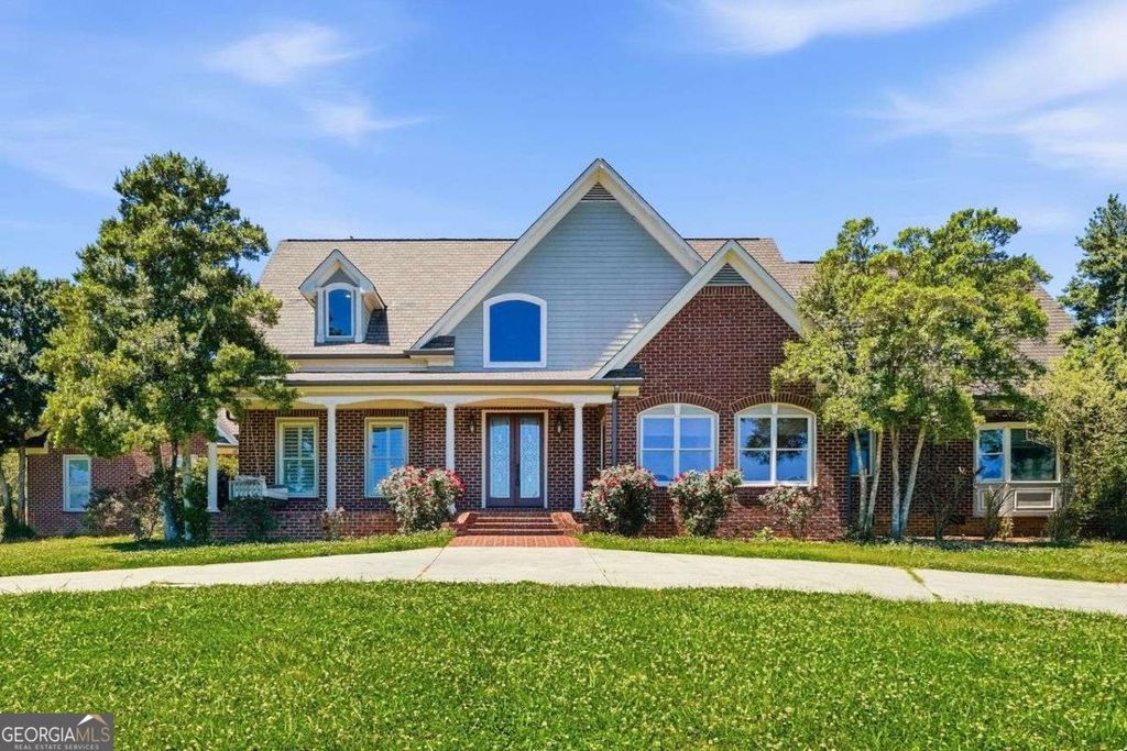 111 Brown Loop SPUR NW, Cartersville, GA 30121