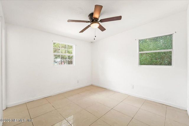 1020 AKE Lane, Jacksonville, FL 32218