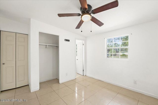 1020 AKE Lane, Jacksonville, FL 32218