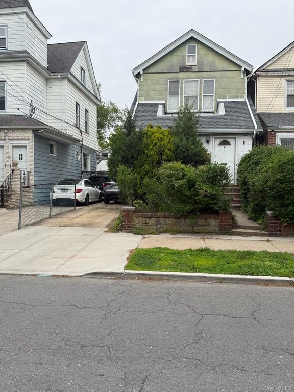 91-20 87th Street, Woodhaven, NY 11421