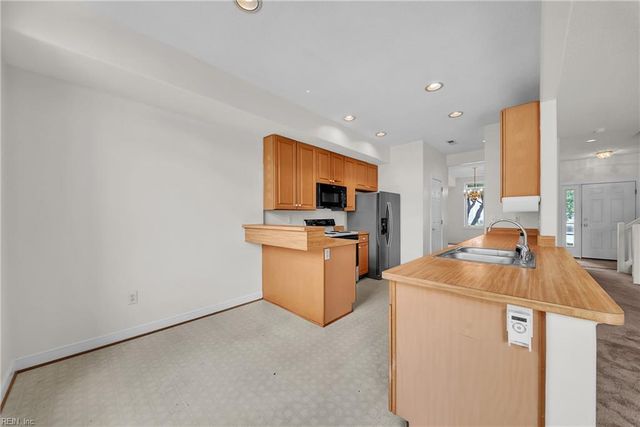 1039 Porte Harbour ARCH, Hampton, VA 23664